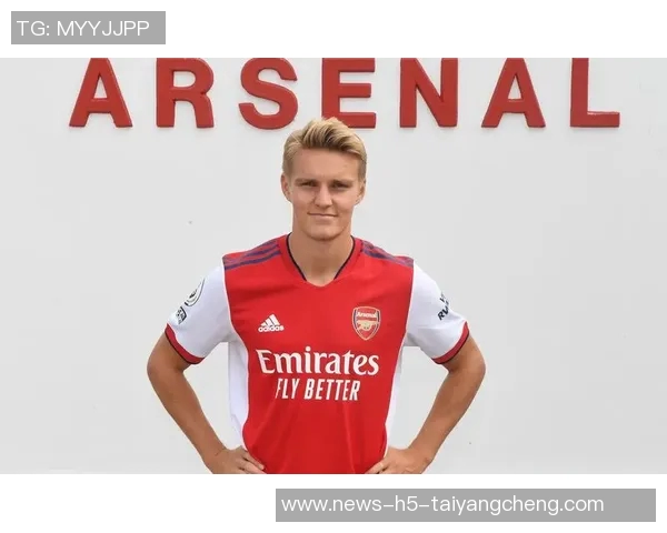 阿森纳庆祝厄德高27岁生日出战211场贡献41球40助